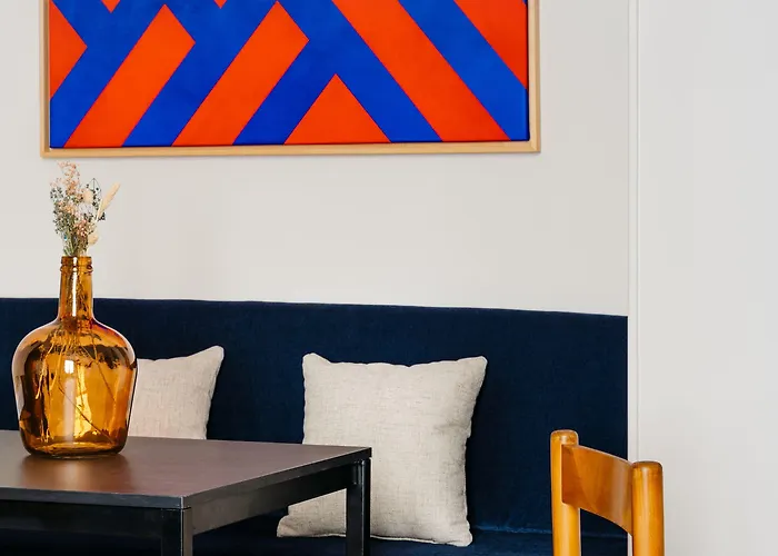 Edgar Champs Elysees - Boetie *