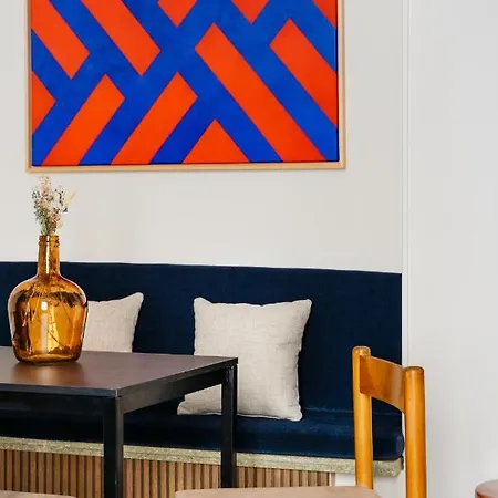 Edgar Champs Elysées - Boétie *